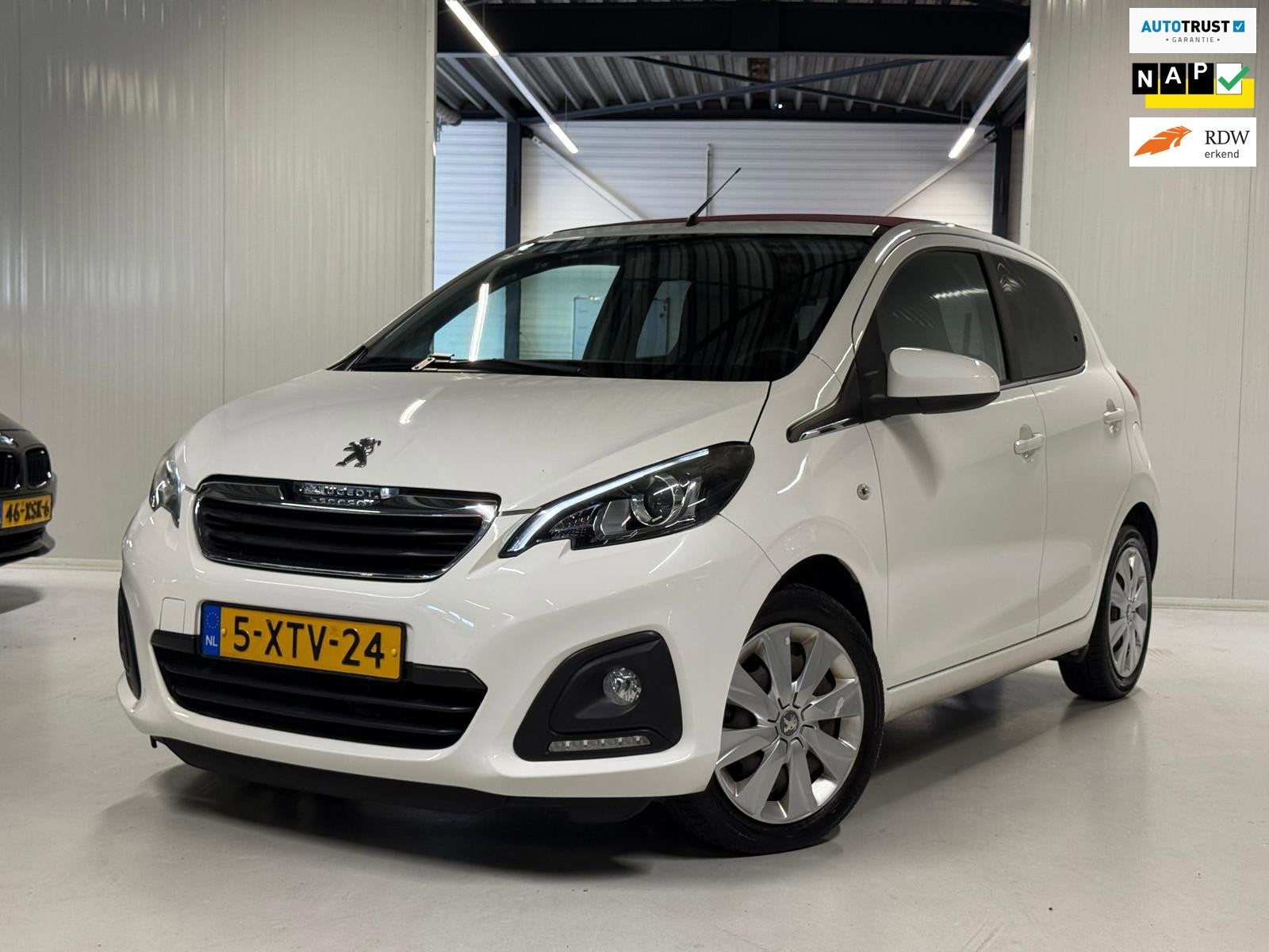 Peugeot 108 1.0 Active Airco| Cabrio dak Nette auto!, Auto's, Voorwielaandrijving, Euro 5, Gebruikt, 4 stoelen