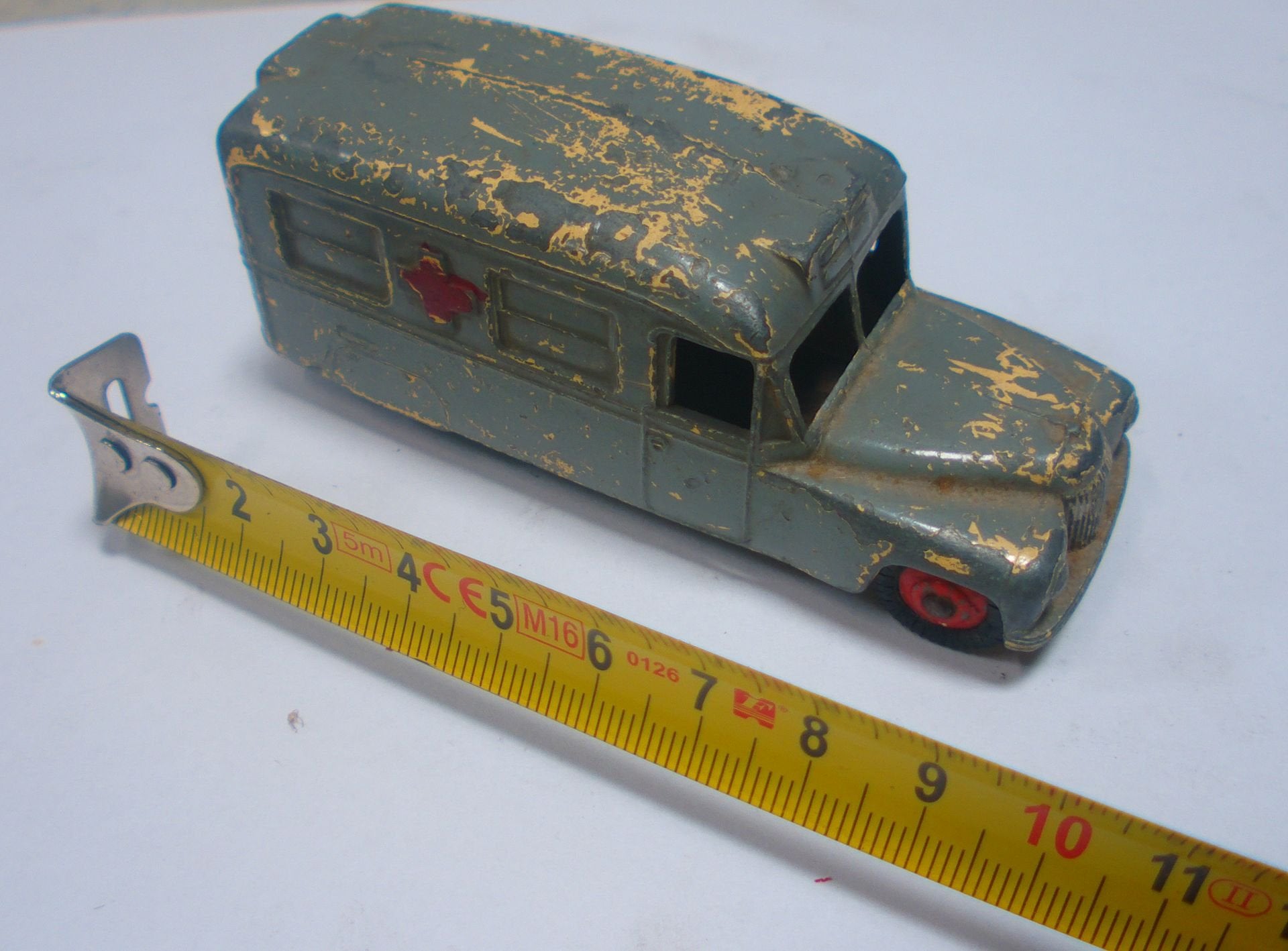 vintage Dinky Toys  Daimler Ambulance, Gebruikt, -, Ophalen of Verzenden, -