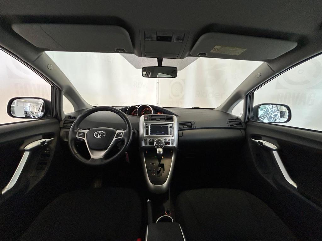 Toyota Verso 1.8 VVT-i Dynamic Business|AUTOMAAT|TREKHAAK|AI, Euro 5, 450 kg, 4 cilinders, Leder en Stof