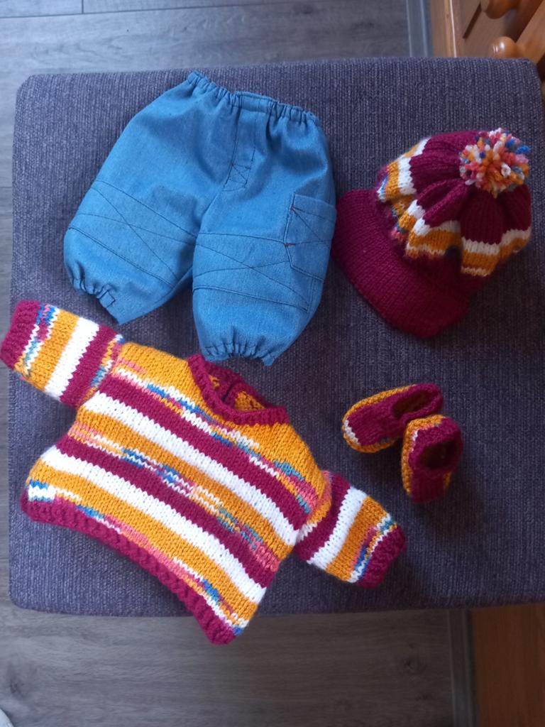 Zelfgemaakte poppenkleertjes voor pop 43 cm 4 delig., Ophalen of Verzenden, Nieuw, Babypop
