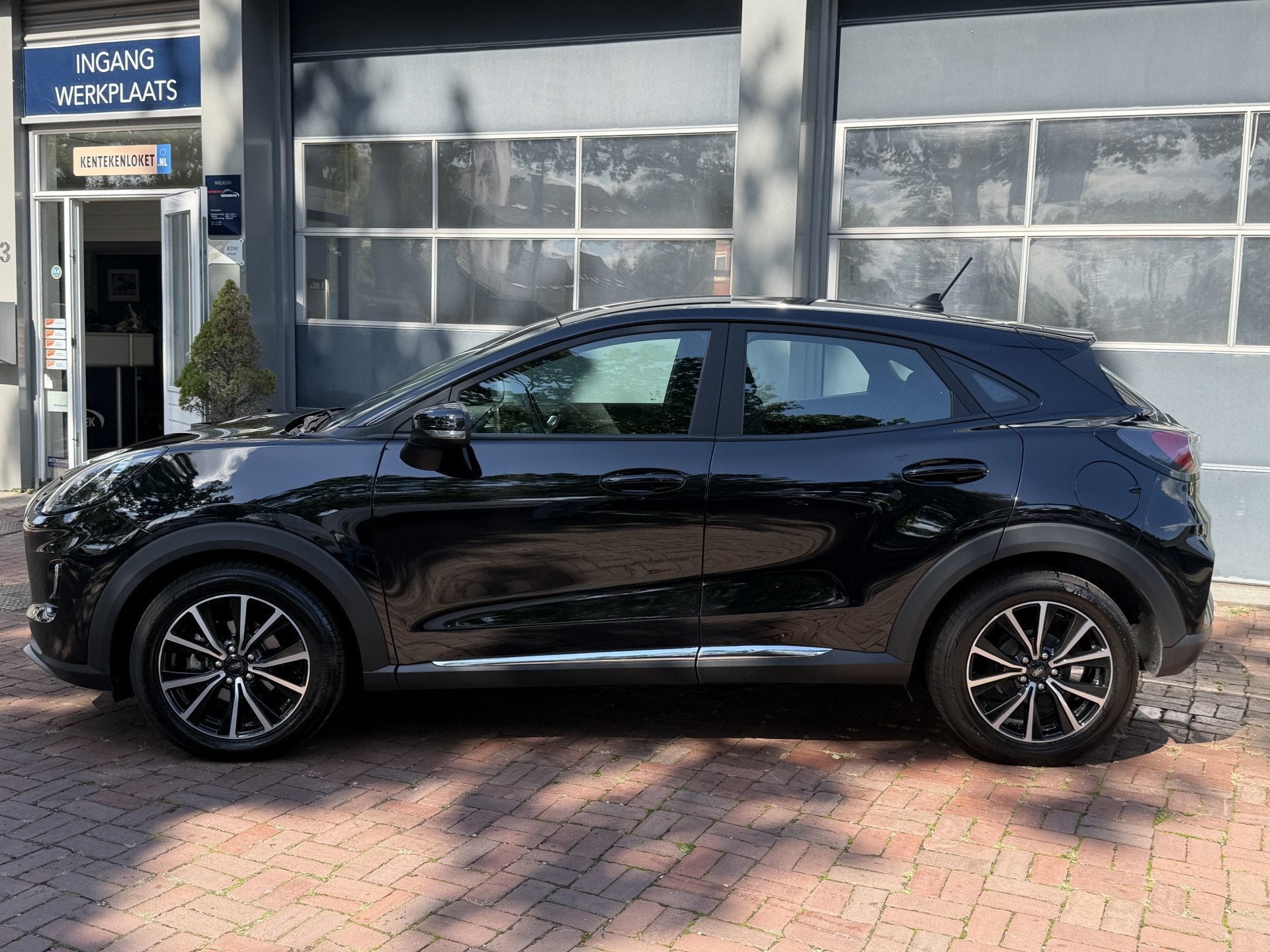 Ford Puma 1.0 EcoBoost ST-Line Bj 2020 Km 57.564 124pk Deale, Dealer onderhouden, Stof, Zwart, Bedrijf