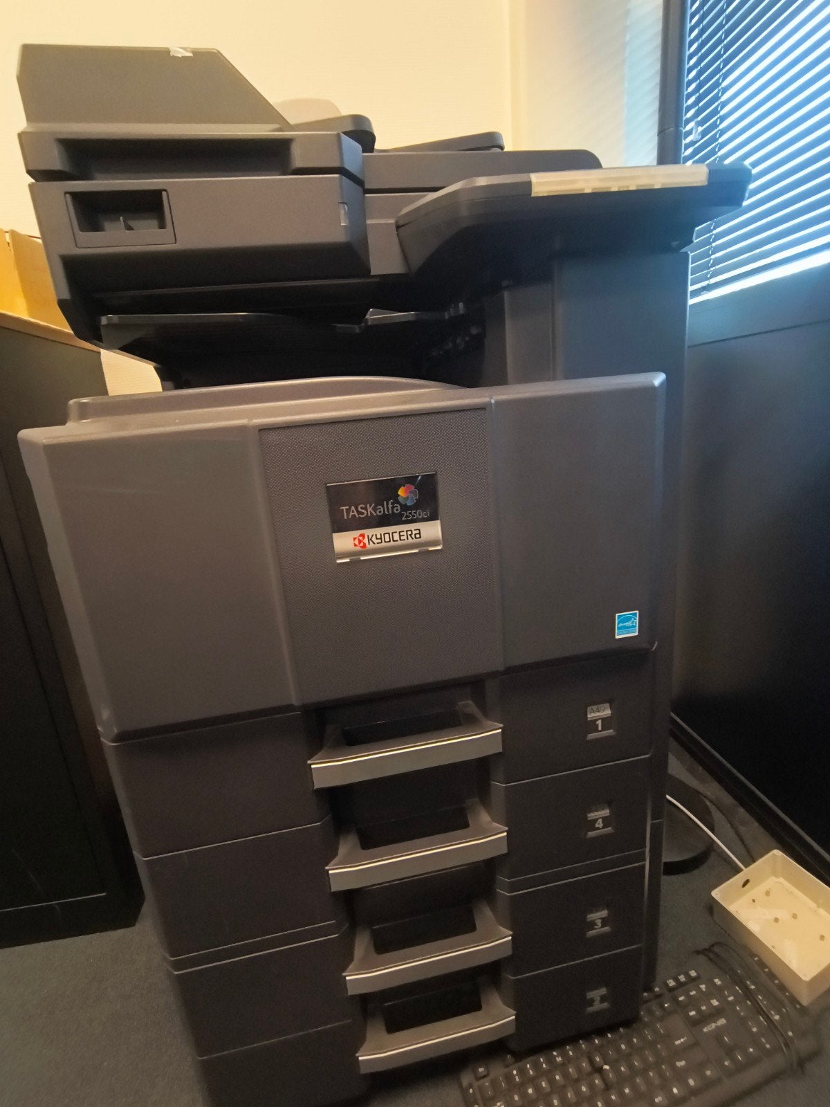 Kyocera 2550ci Taskalfa multifunctionele printer, Computers en Software, Gebruikt, Kopieermachine, Kyocera, Scannen