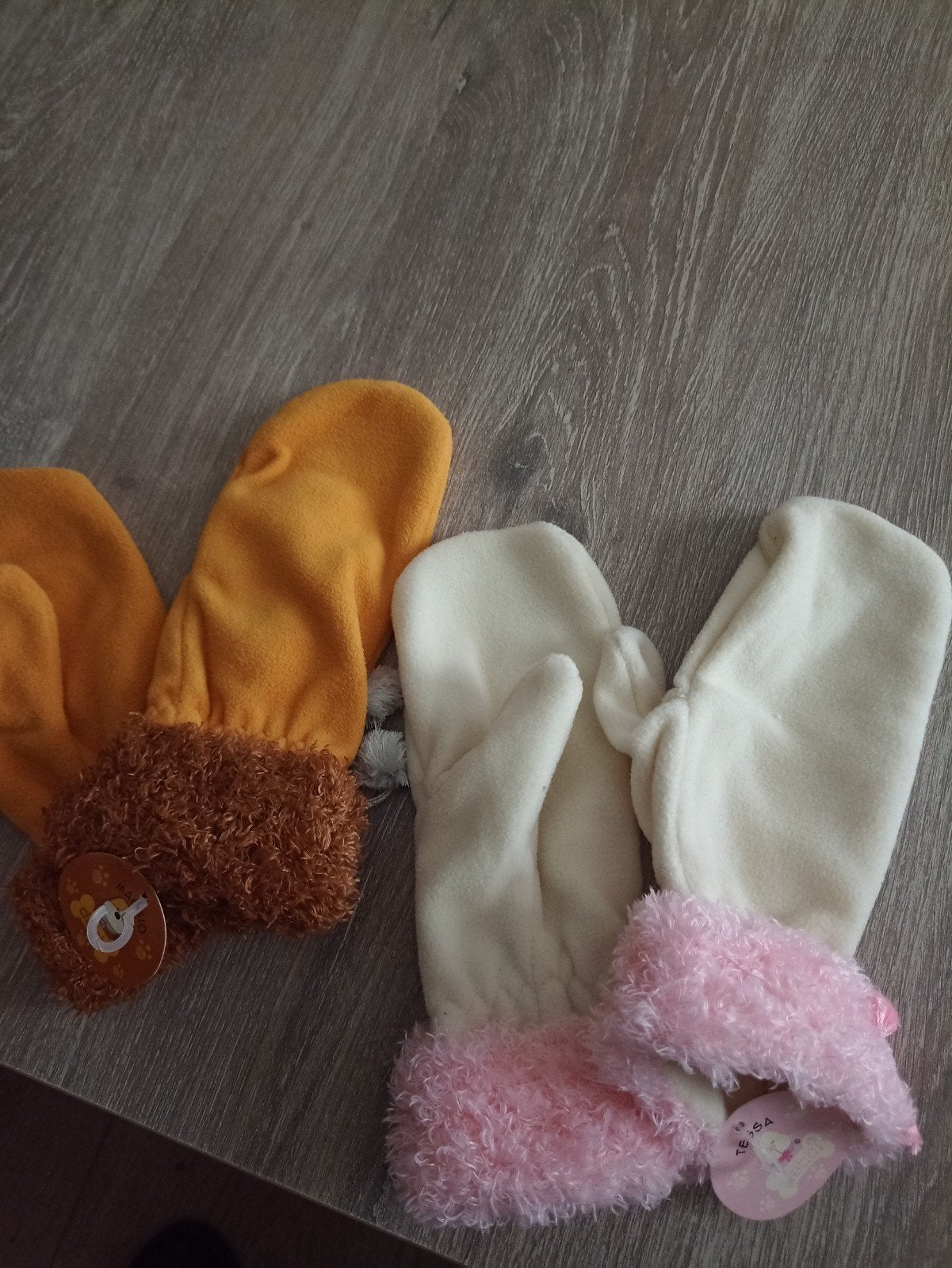 25 paar wanten, Ophalen of Verzenden