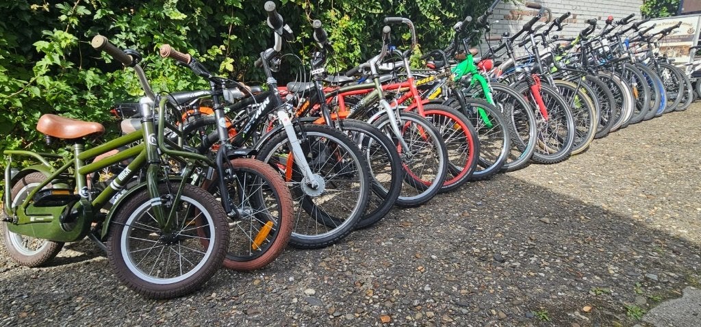 Diverse jongensfietsen 12 t/m 26 inch OP=OP, Ophalen, 24 inch, Velgrem, Zo goed als nieuw