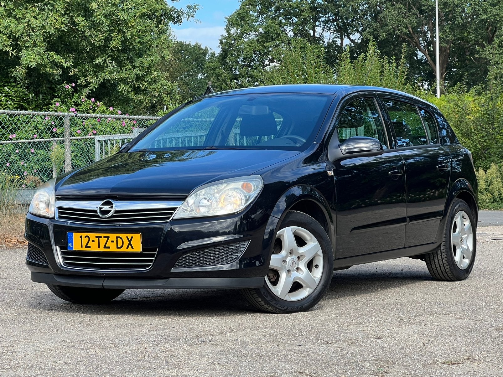 Opel Astra 1.6 Automaat 2007 Zwart 119.342 km, Zwart, 4 cilinders, 635 kg, Zwart