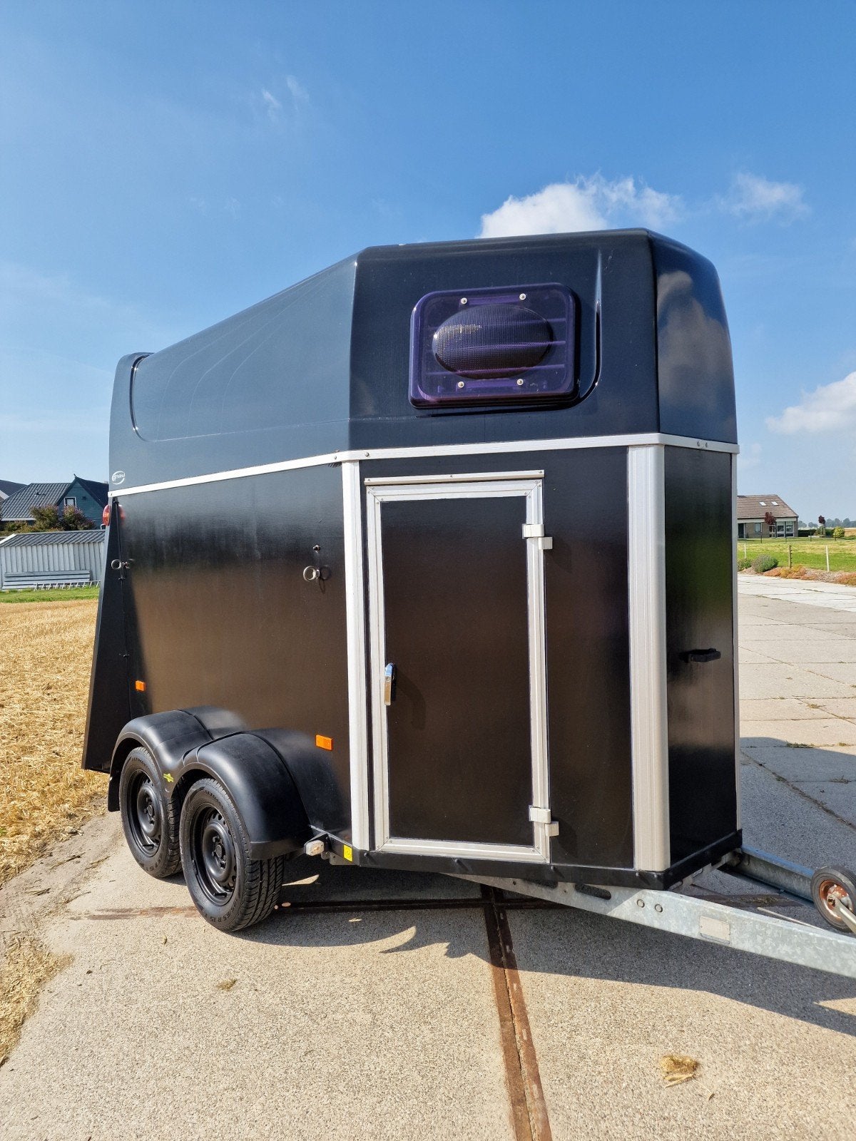 Humbaur Paardentrailer  met Aluminium bodem, Dieren en Toebehoren, Paarden en Pony's | Trailers en Aanhangwagens, Ophalen, Gebruikt