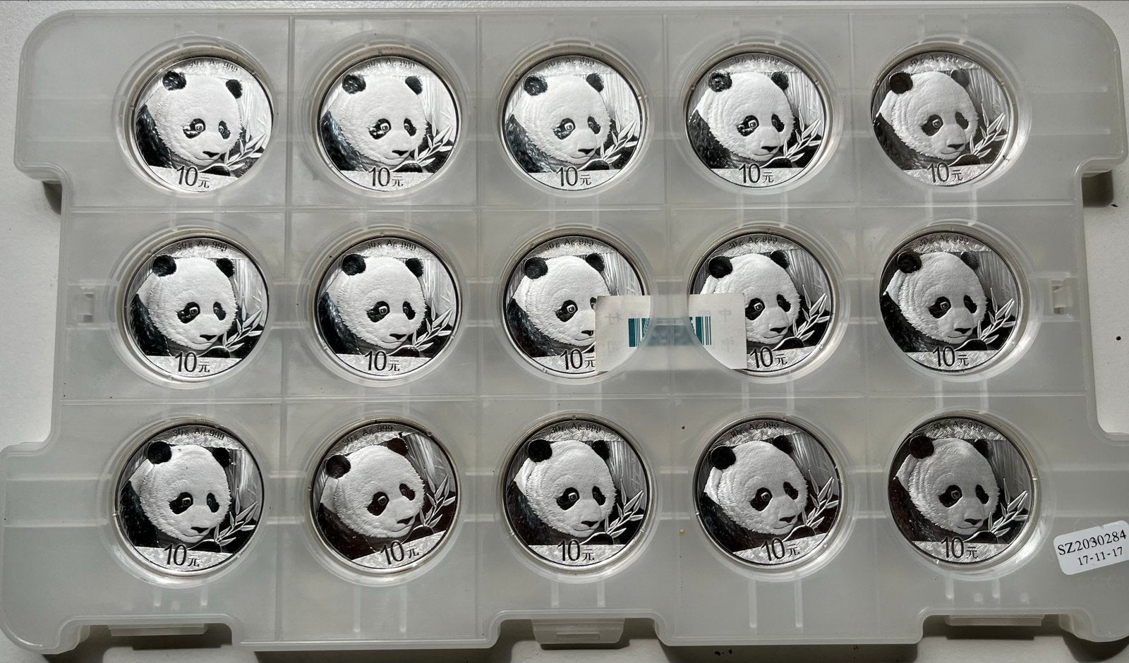 ‘ZELDZAAM’ Zilveren munten15x30g Panda 2018, Ophalen of Verzenden, Oost-Azië, Setje, Zilver