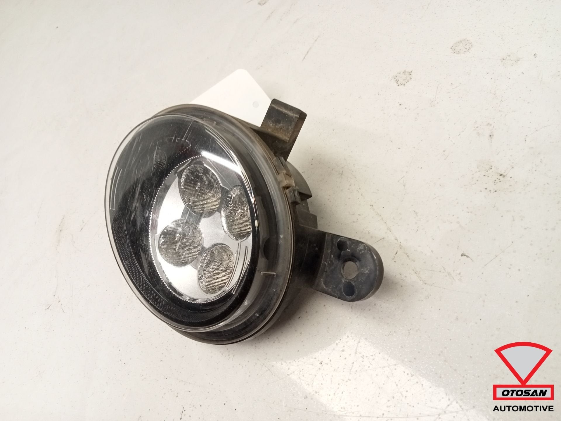 Renault Twingo III 2014-2019 Mistlamp Rechts Origineel! LED, Renault Group, Gebruikt, Contact.group@renault.com, Renault
