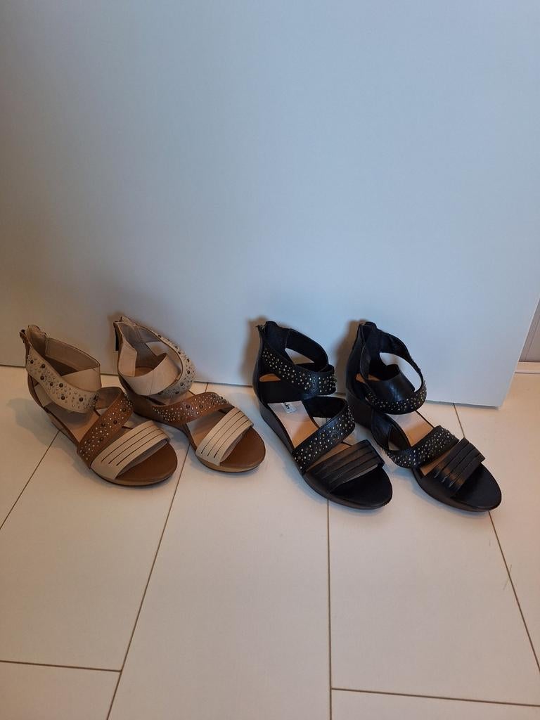 CLARKS Dames sandalen zwart en beige maat 5,5 (38,5), Ophalen of Verzenden, Zo goed als nieuw, Zwart, Sandalen of Muiltjes