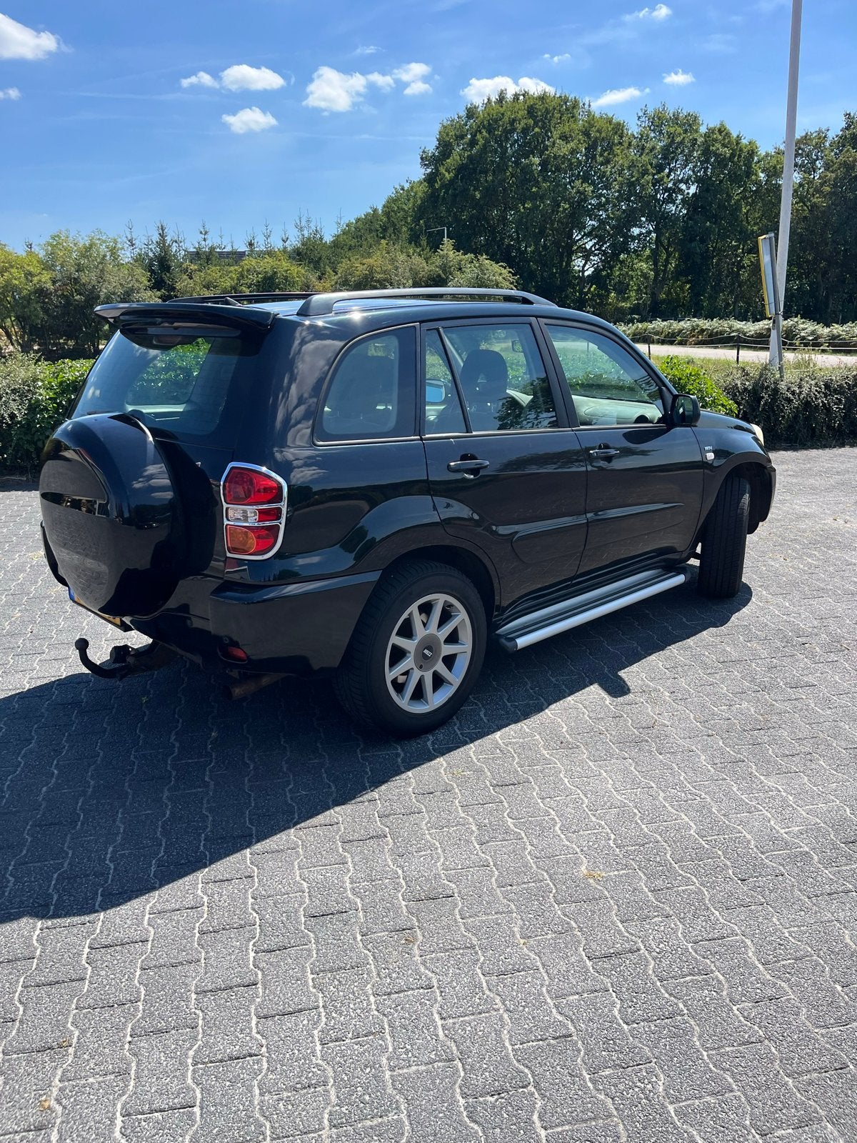 Foto 4 van Toyota Rav4 2.0 5DR 4WD Linea Luna 2005 Zwart