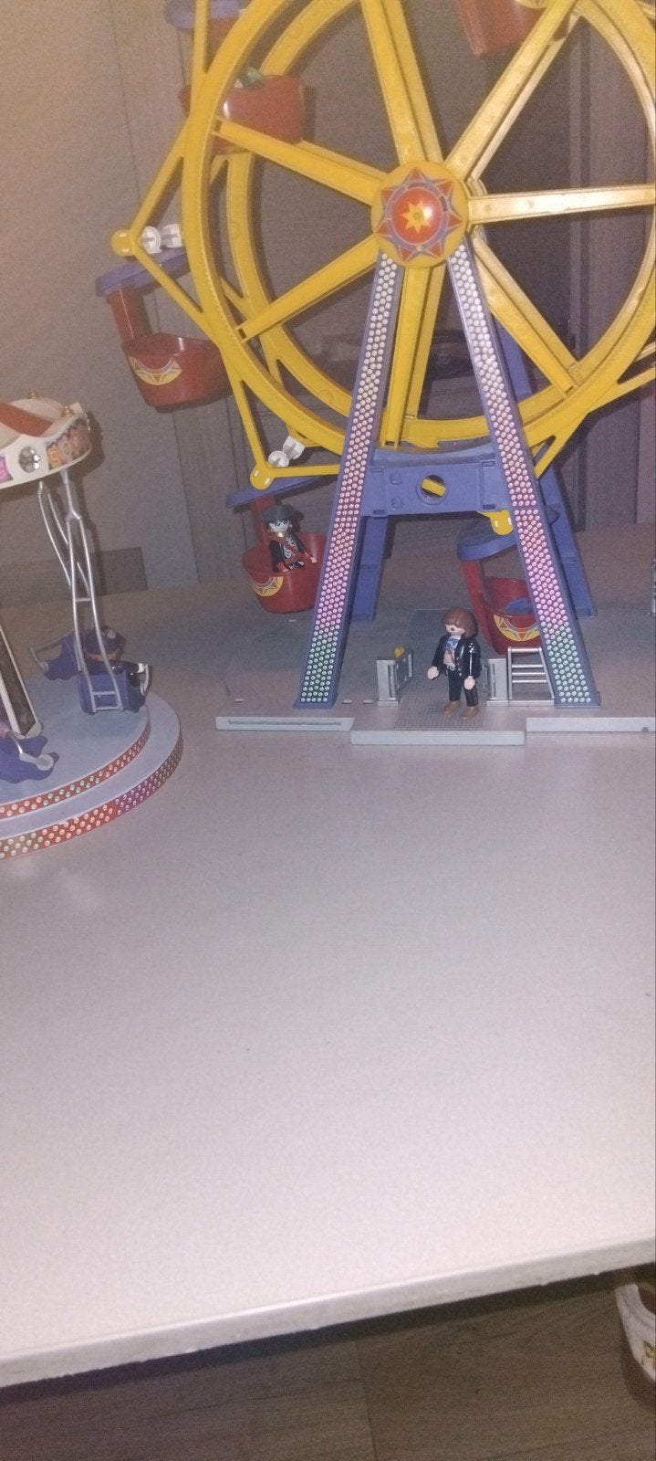 Te koop Reuzenrad plus Draai molen Play mobil samen 10euro., Kinderen en Baby's, Ophalen, Gebruikt, Overige typen