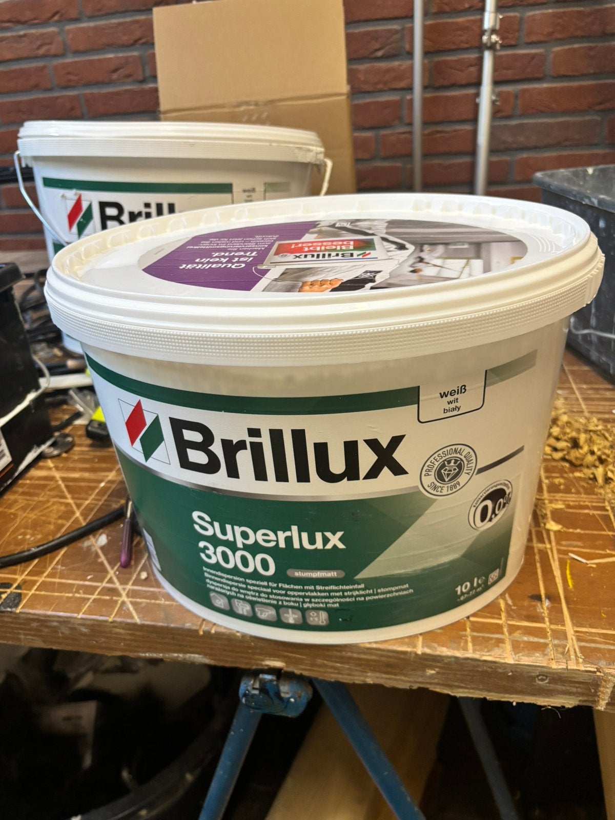 Nieuw 10 liter brillux muur en plafond saus, 10 tot 15 liter, Ophalen, Nieuw, Wit