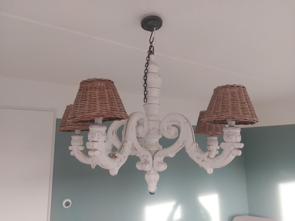 Landelijke kroonluchter/hanglamp van hout, Huis en Inrichting, Lampen | Kroonluchters, Ophalen, Zo goed als nieuw, Hout, Landelijke stoer