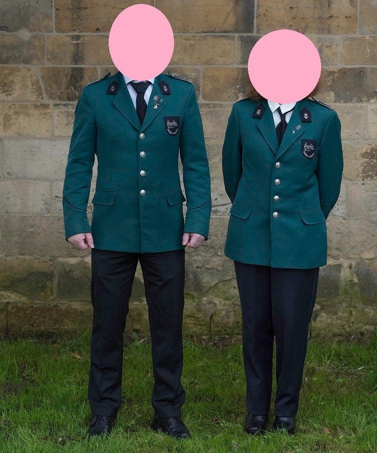 Grote partij uniformen (+/- 45 stuks), Carnaval, Onbekend, Kleding, Gedragen