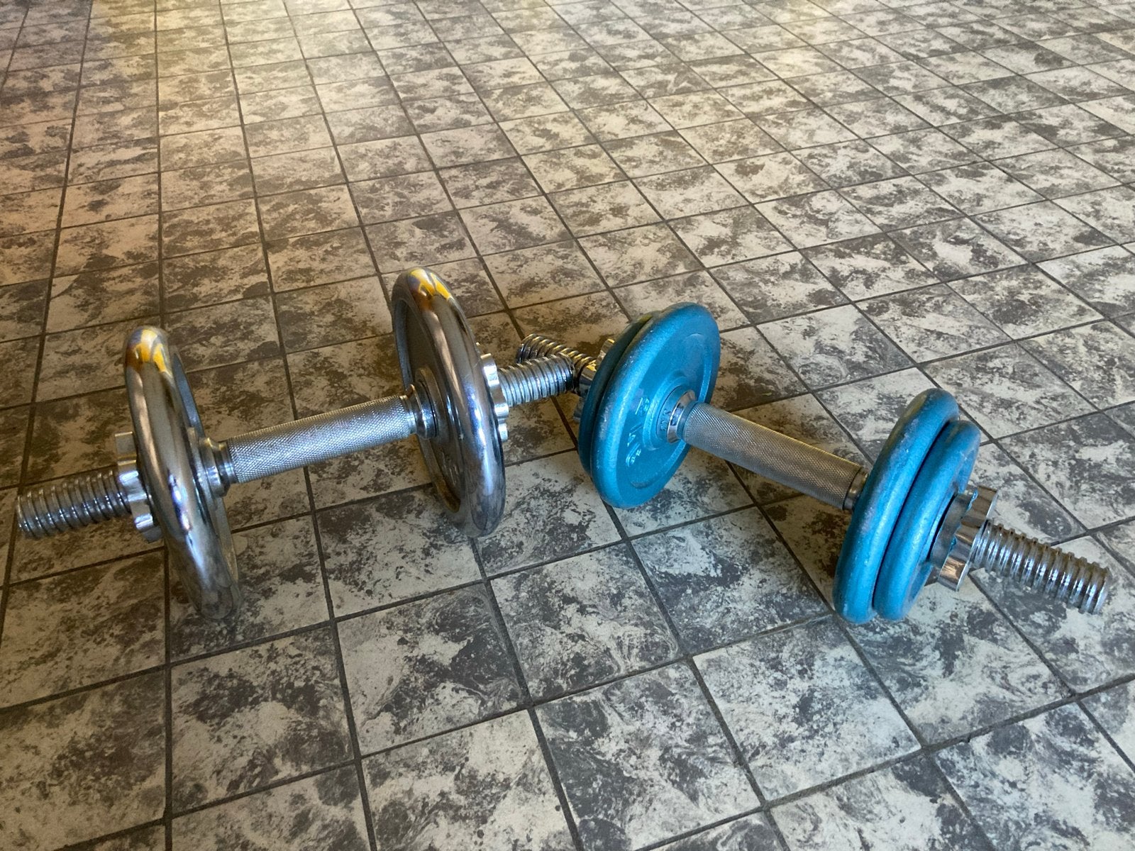 Dumbbell Set 10 KG - Fit Home, Sport en Fitness, Fitnessmaterialen, Ophalen, Gebruikt, Armen, Halterset
