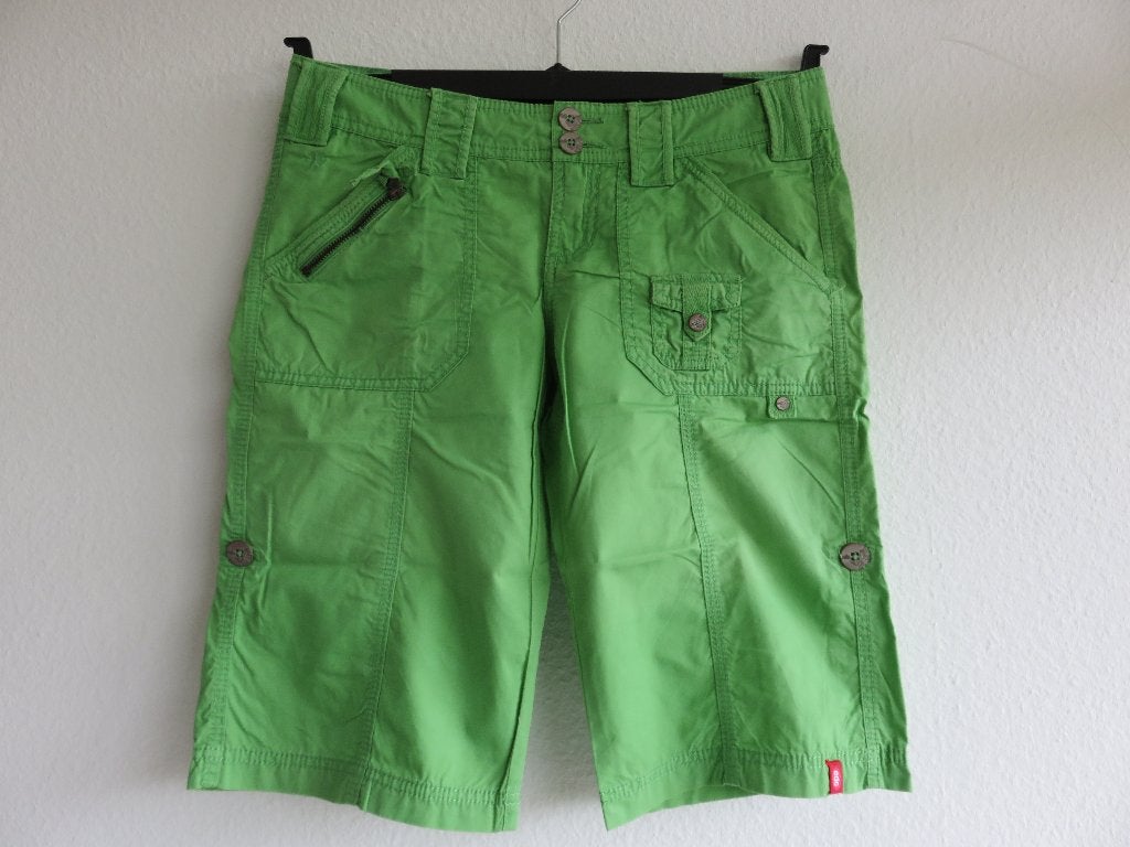 esprit play groene korte broek short maat 34, Kort, Ophalen of Verzenden, Zo goed als nieuw, Maat 34 (XS) of kleiner