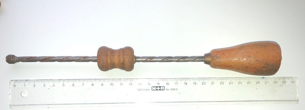 Vintage handboor voor figuurzagen., Ophalen of Verzenden