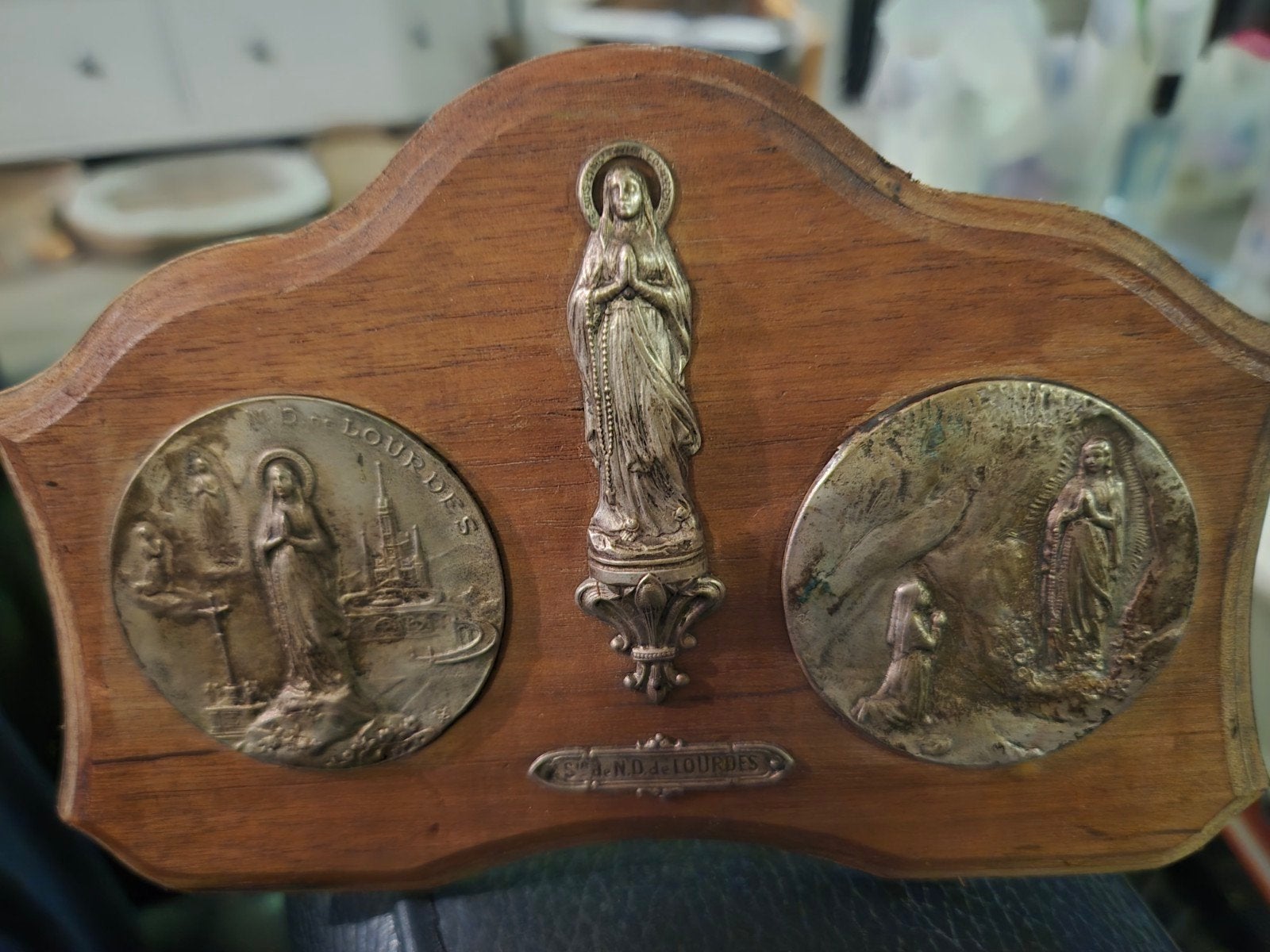 Lourdes Souvenirs: Flesjes, Houten Plaquette & Kaart, Ophalen of Verzenden