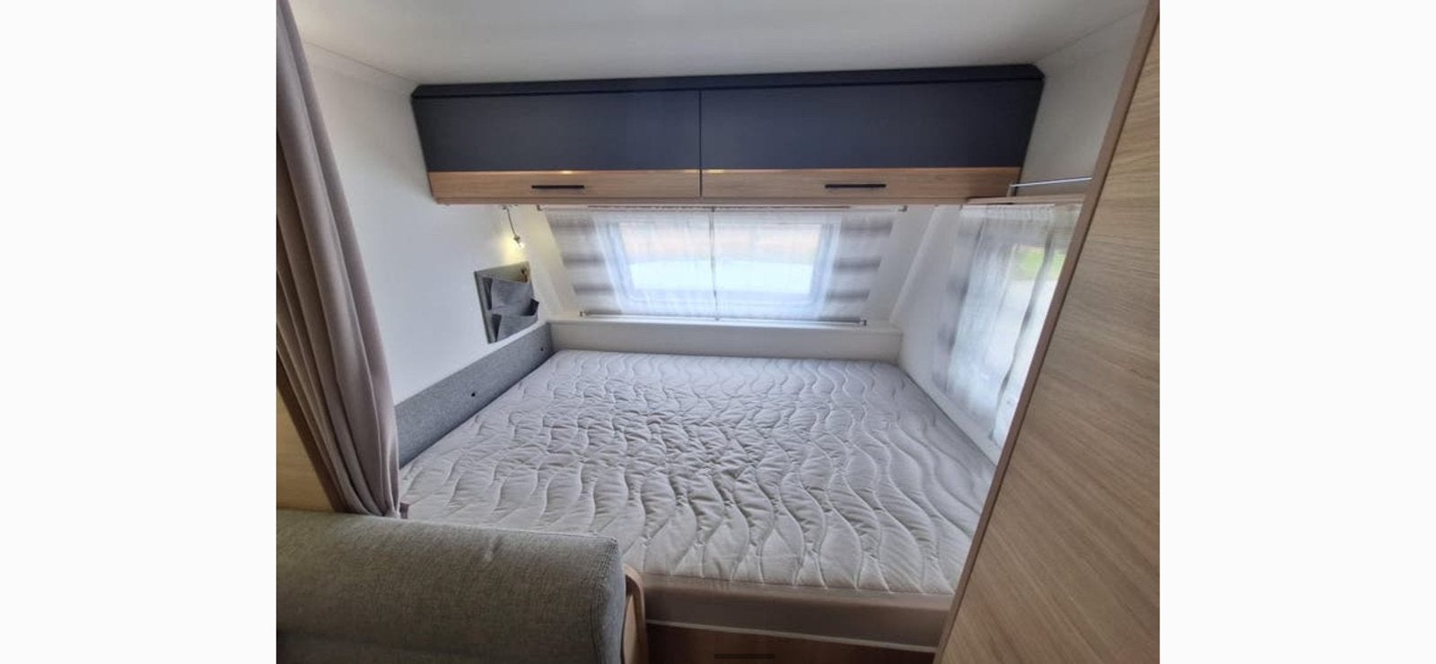 Gratis op te halen: Matras uit caravan 205x139, Huis en Inrichting, Slaapkamer | Matrassen en Bedbodems, Ophalen, Zo goed als nieuw