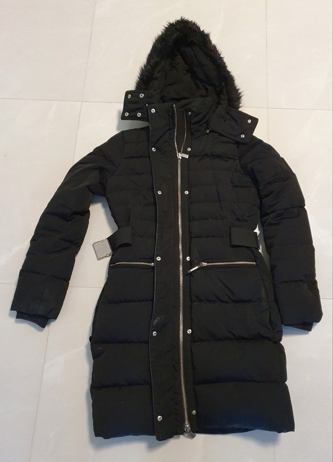 Mango Zwarte Gewatteerde Jas met Bontkraag XS, Kleding | Dames, Mango, Zwart, Ophalen of Verzenden, Maat 34 (XS) of kleiner
