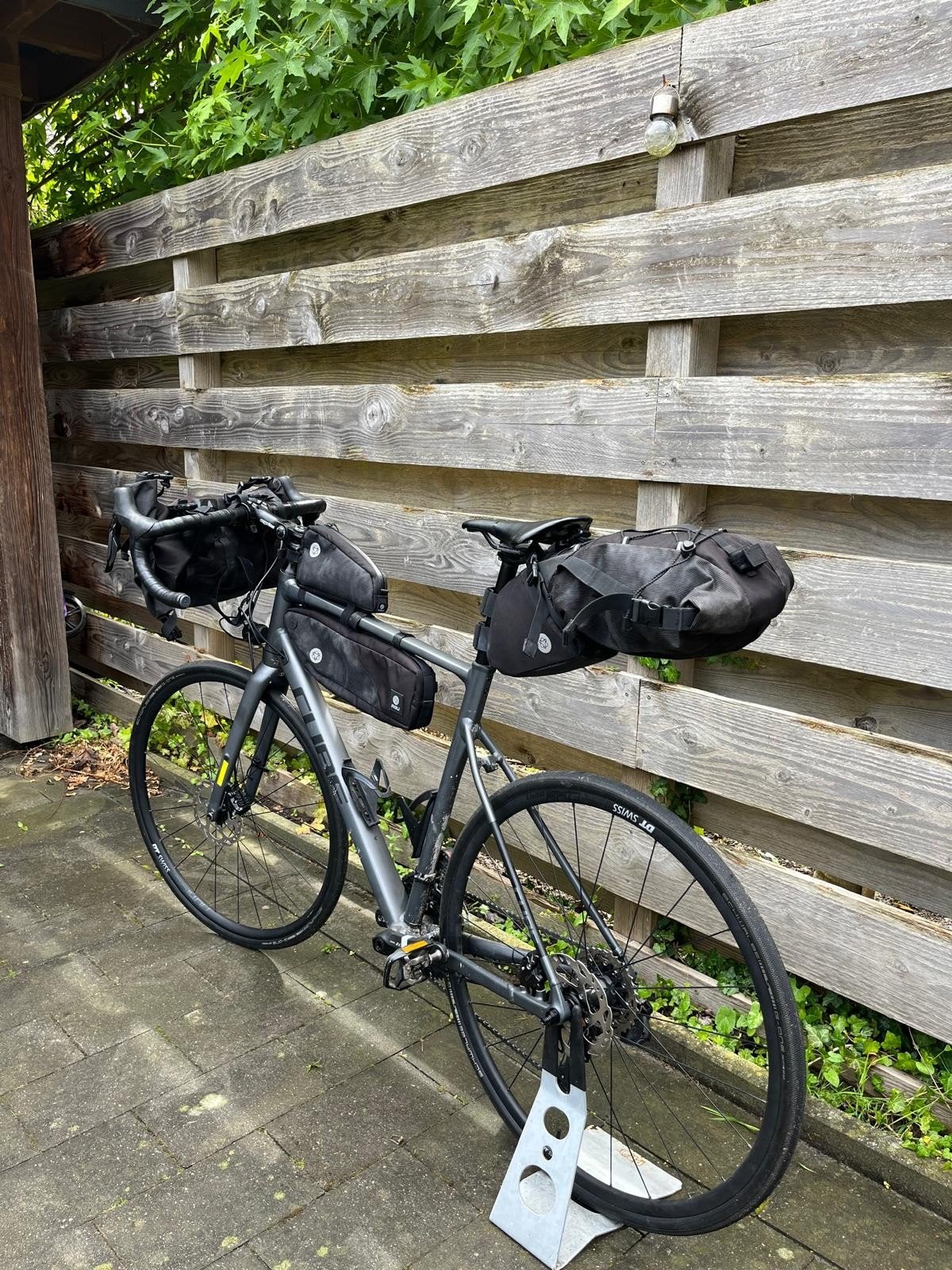 Te huur Agu Bikepacking Tassenset, Ophalen of Verzenden, Zo goed als nieuw, AGU