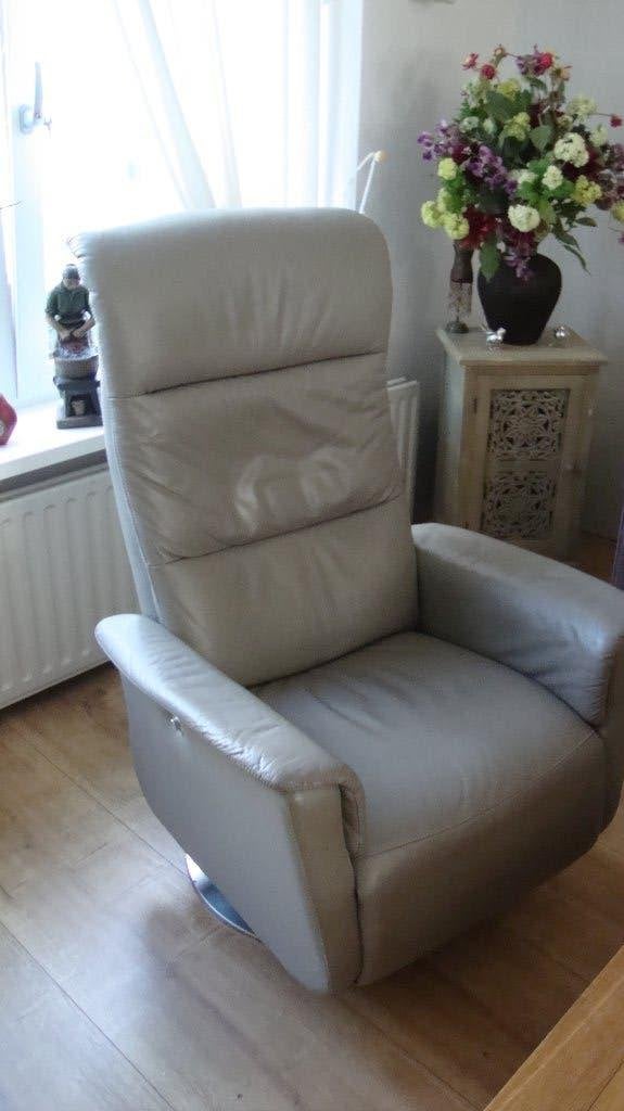Relaxfauteuils 2 stuks grijs leer, Ophalen, Relax, Gebruikt, Minder dan 75 cm
