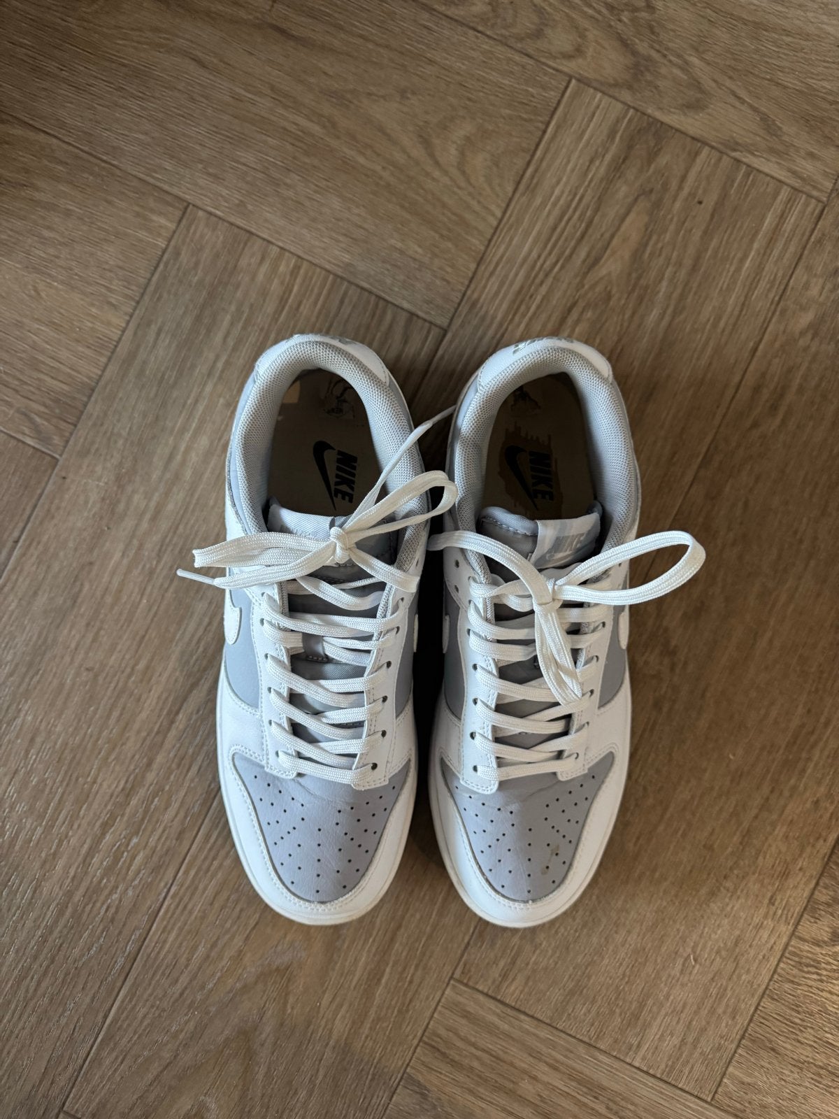 Nike Dunk Low Sneakers - Maat 43, Ophalen of Verzenden, Gedragen, Wit, Sneakers of Gympen