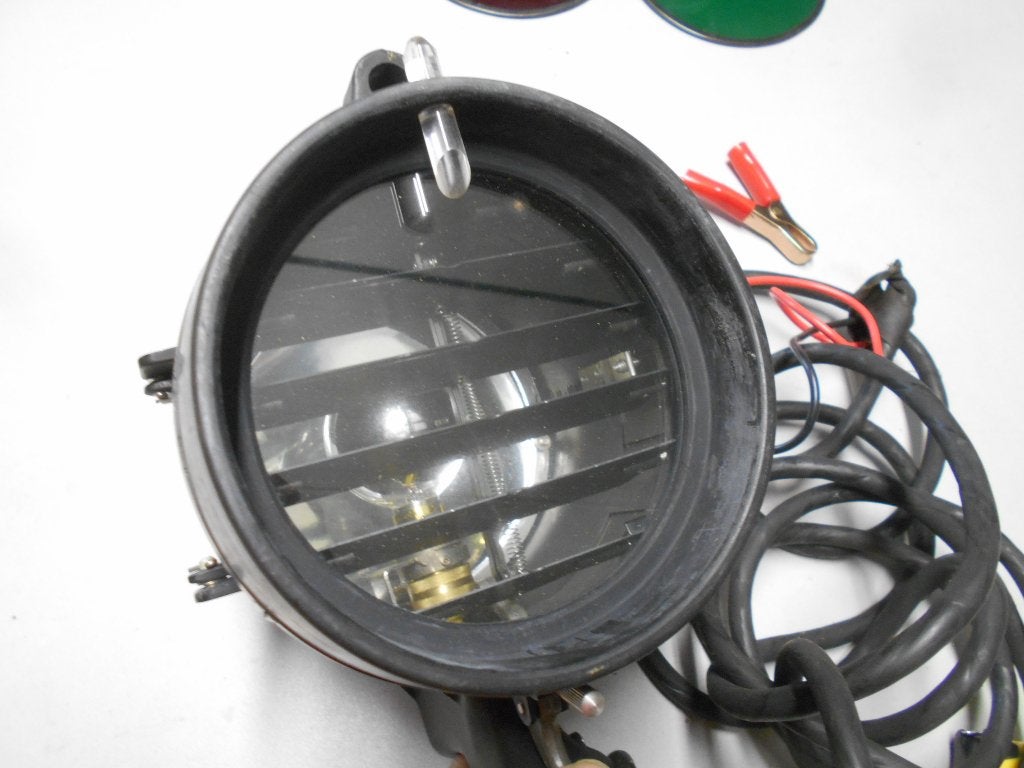 Seinlamp in kist incl. kleurenfilters en lamellen, Verzamelen, Ophalen of Verzenden, Landmacht, Nederland, Overige typen