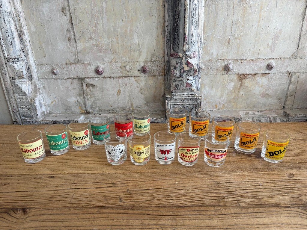 Foto 2 van Vintage jenever vieux glaasjes - shot borrel glaasjes