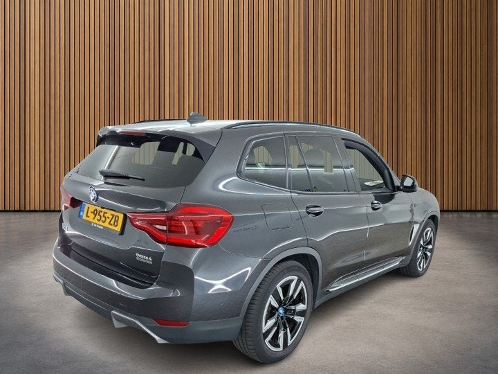 BMW iX3 Executive 80 kWh 3-Fase 1e-Eig. & Dealer-Onderh BOVA, Auto's, Achterwielaandrijving, Gebruikt, Lederen bekleding, 436 min