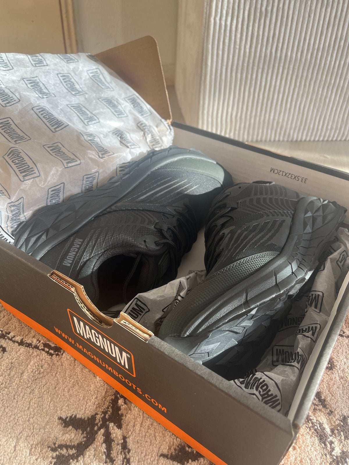 Magnum schoenen nieuw, Ophalen, Zwart, Nieuw, Werkschoenen