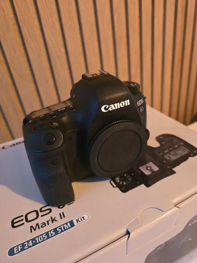 Canon 6D Mark II, Full-Frame spiegelreflexcamera, Audio, Tv en Foto, Fotocamera's Digitaal, Ophalen, Zo goed als nieuw, Spiegelreflex
