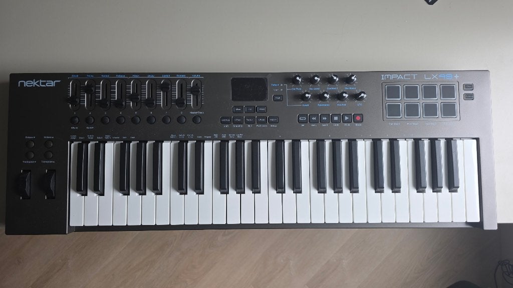 Nektar Impact LX49+ MIDI-keyboard met standaard, Ophalen, Zo goed als nieuw