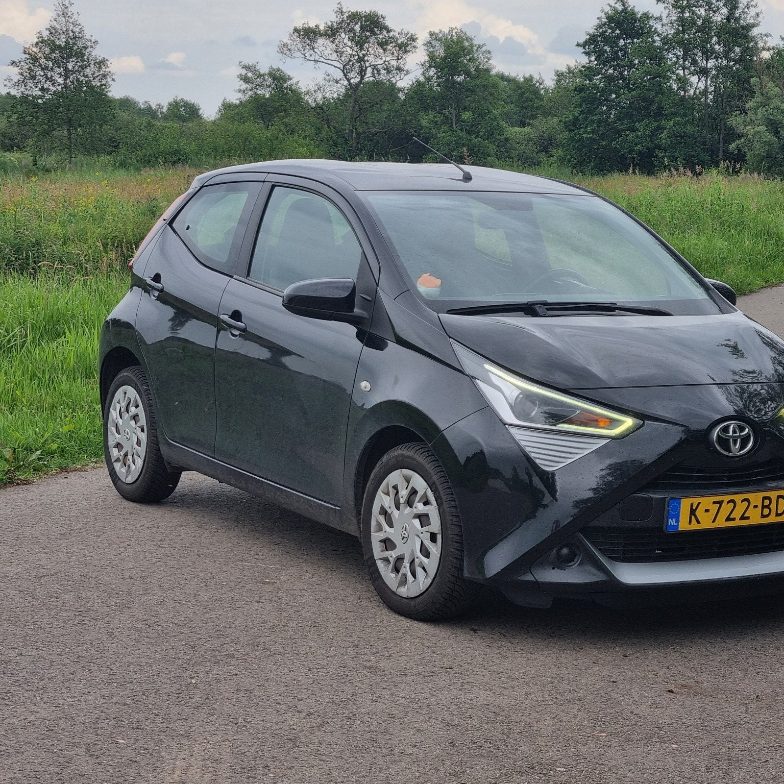 Toyota Aygo 1.0 Vvt-i 72pk 5D 2020 Zwart, Voorwielaandrijving, Stof, 4 stoelen, Zwart