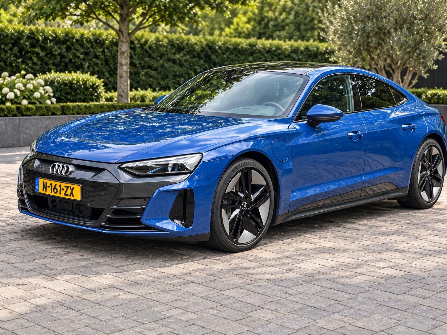 Update: Audi e-tron GT edition ZERO 1/100 93kWh Pano B&O, Auto's, Automaat, Dealer onderhouden, Zwart, Blauw
