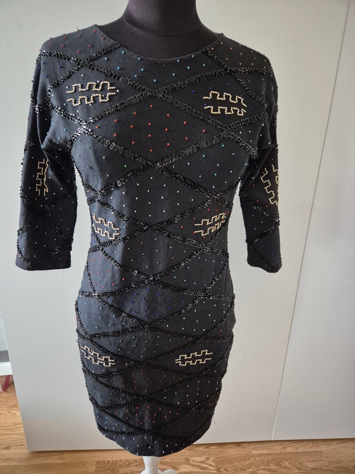 Prachtige vintage jaren '80 kokerjurk met Kralen - maat L, Maat 38/40 (M), Zwart, Ophalen of Verzenden, Zo goed als nieuw