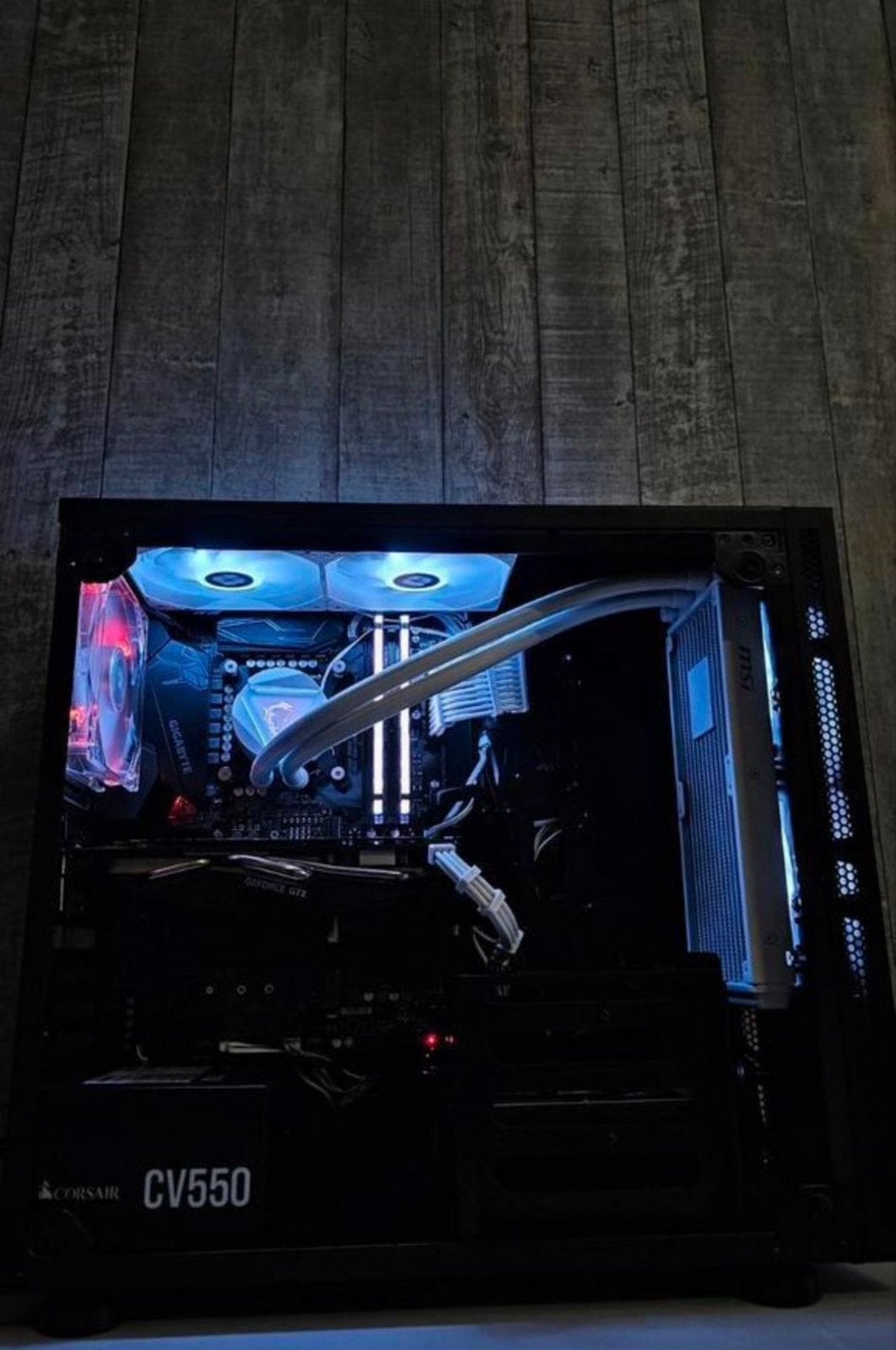 Hig end gaming pc, Ophalen of Verzenden, Zo goed als nieuw, 10 inch, 32 GB