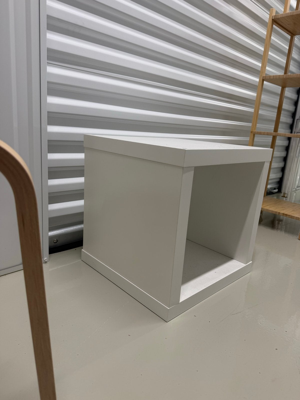 Witte kubus opbergkastje/ bijzettafel, Ophalen, Gebruikt