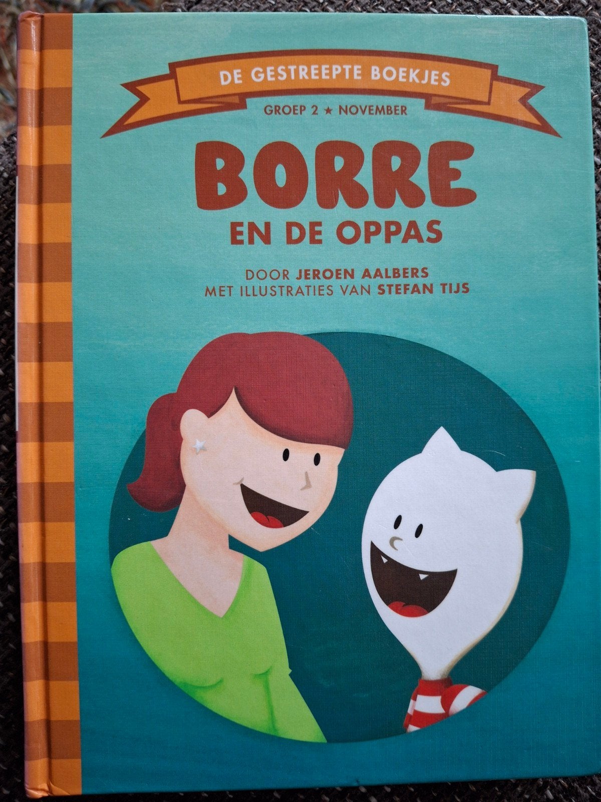 Borre en de oppas - Jeroen Aalbers, Boeken, Ophalen of Verzenden, Zo goed als nieuw, Jeroen Aalbers, Fictie algemeen