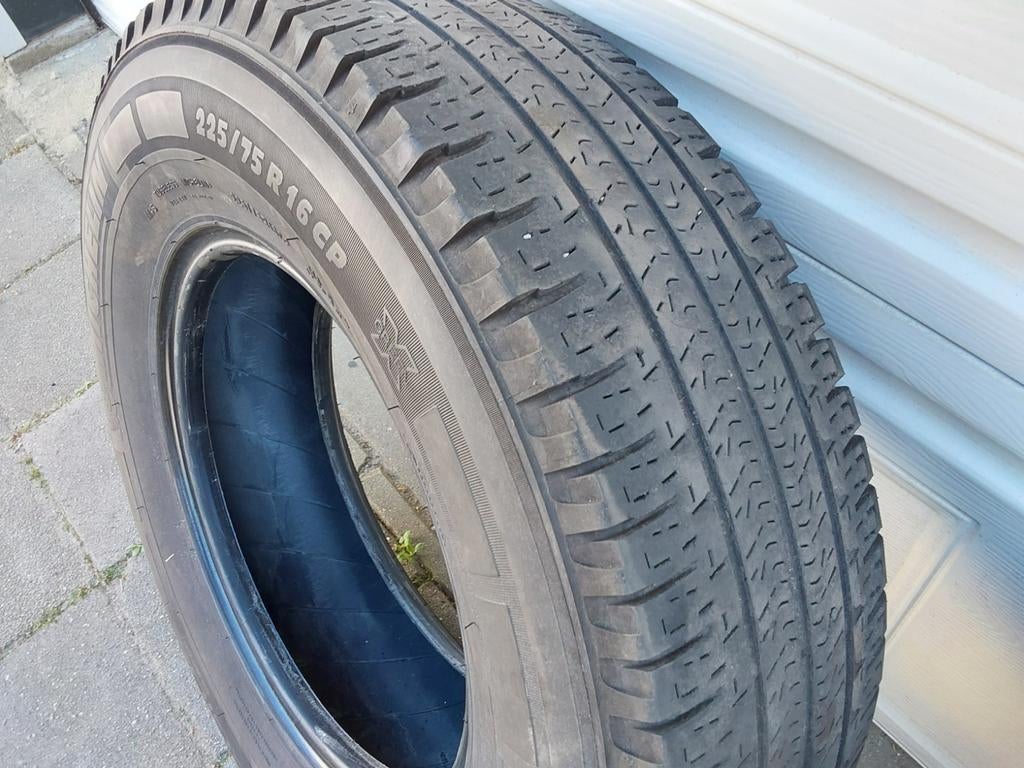 2x Michelin Camper Banden 225/75 R16 CP met 5mm profiel, Auto diversen, Auto-accessoires, Ophalen of Verzenden