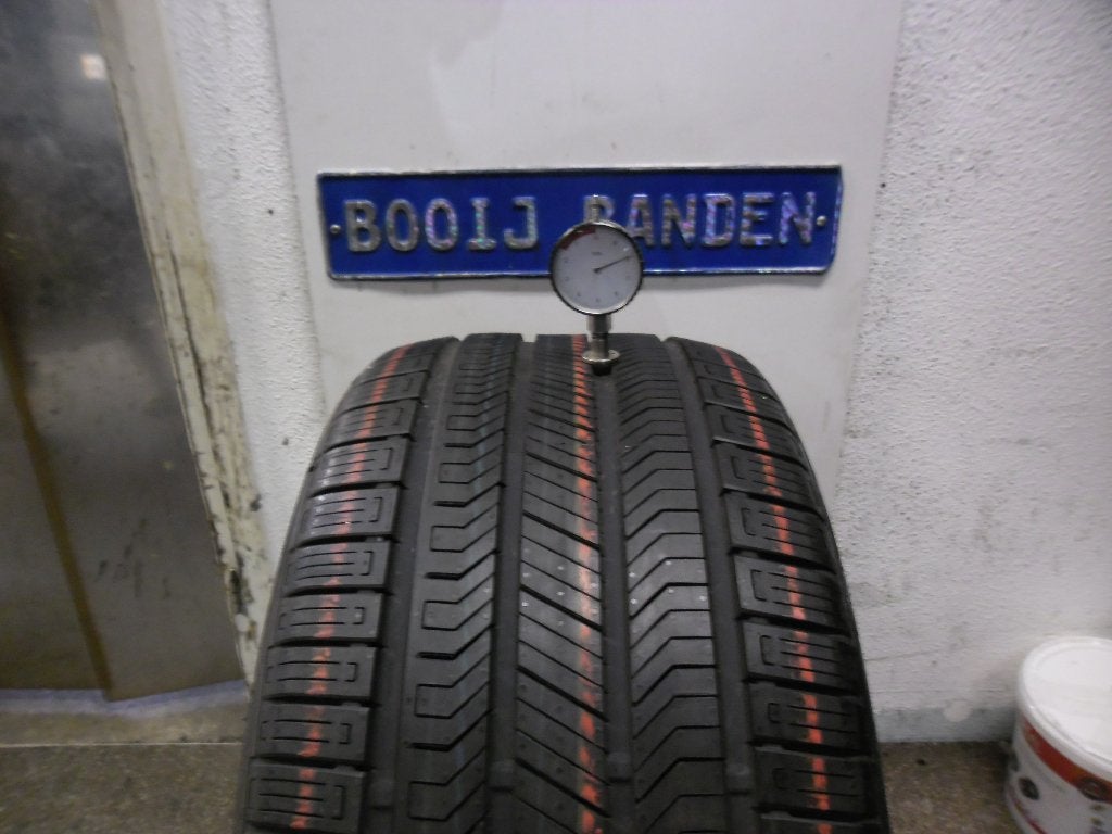 295 35 21 demobanden continental crosscontact met 8mm prof., Auto-onderdelen, Banden en Velgen, 295 mm, Banden en Velgen, Zomerbanden