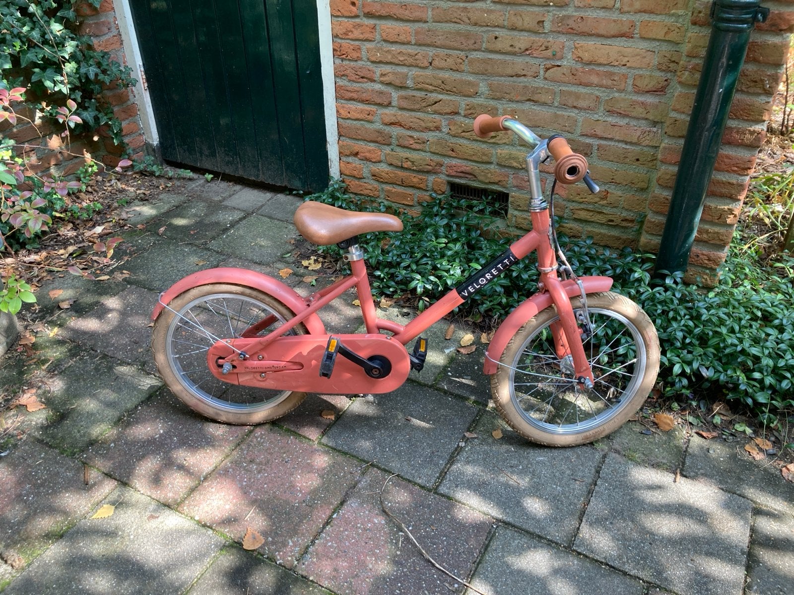 Veloretti Maxi Kinderfiets 16 inch - blazing salmon, Ophalen, Gebruikt, 16 tot 20 inch