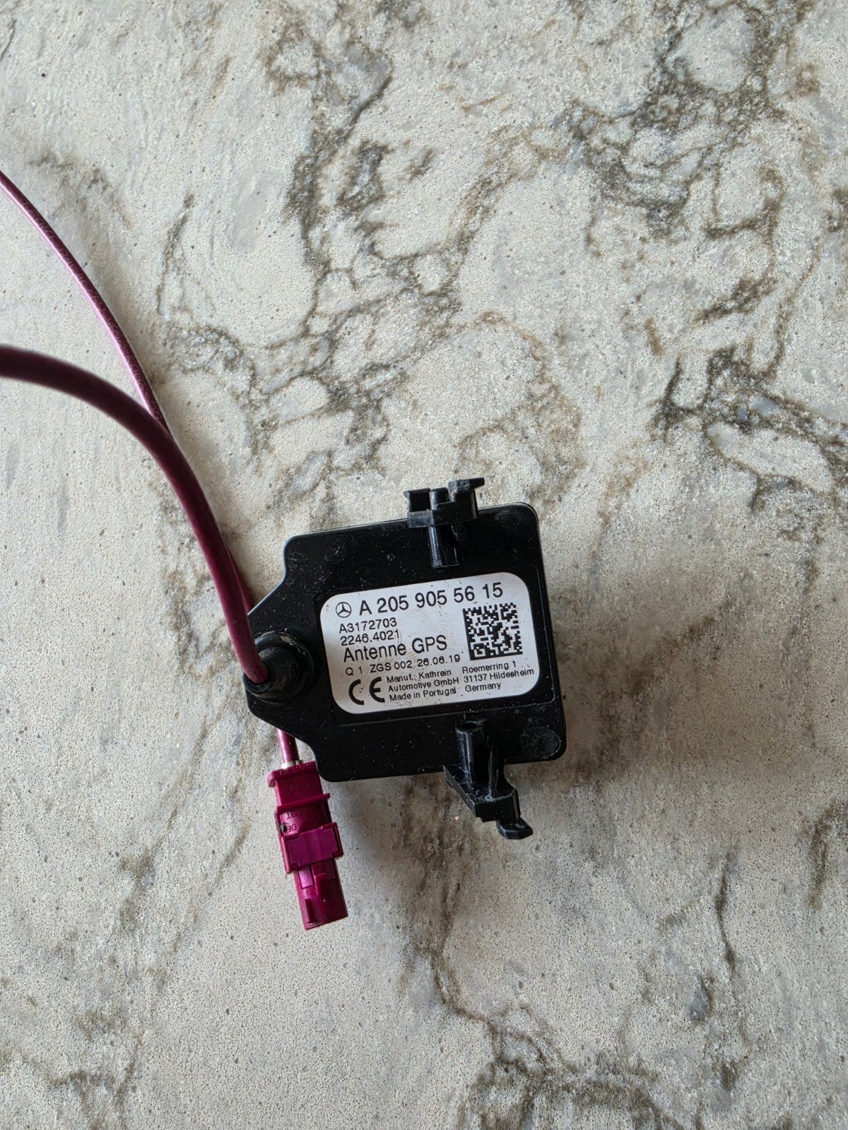 GPS antenne mercedes, Ophalen