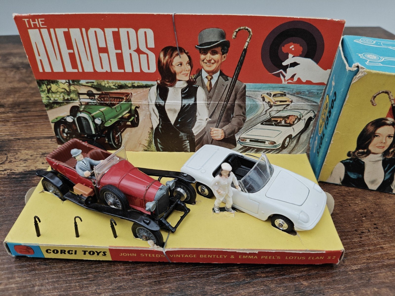 Corgi Toys The Avengers Gift Set 40 origineel en compleet, Ophalen of Verzenden, Gebruikt, Auto, Corgi