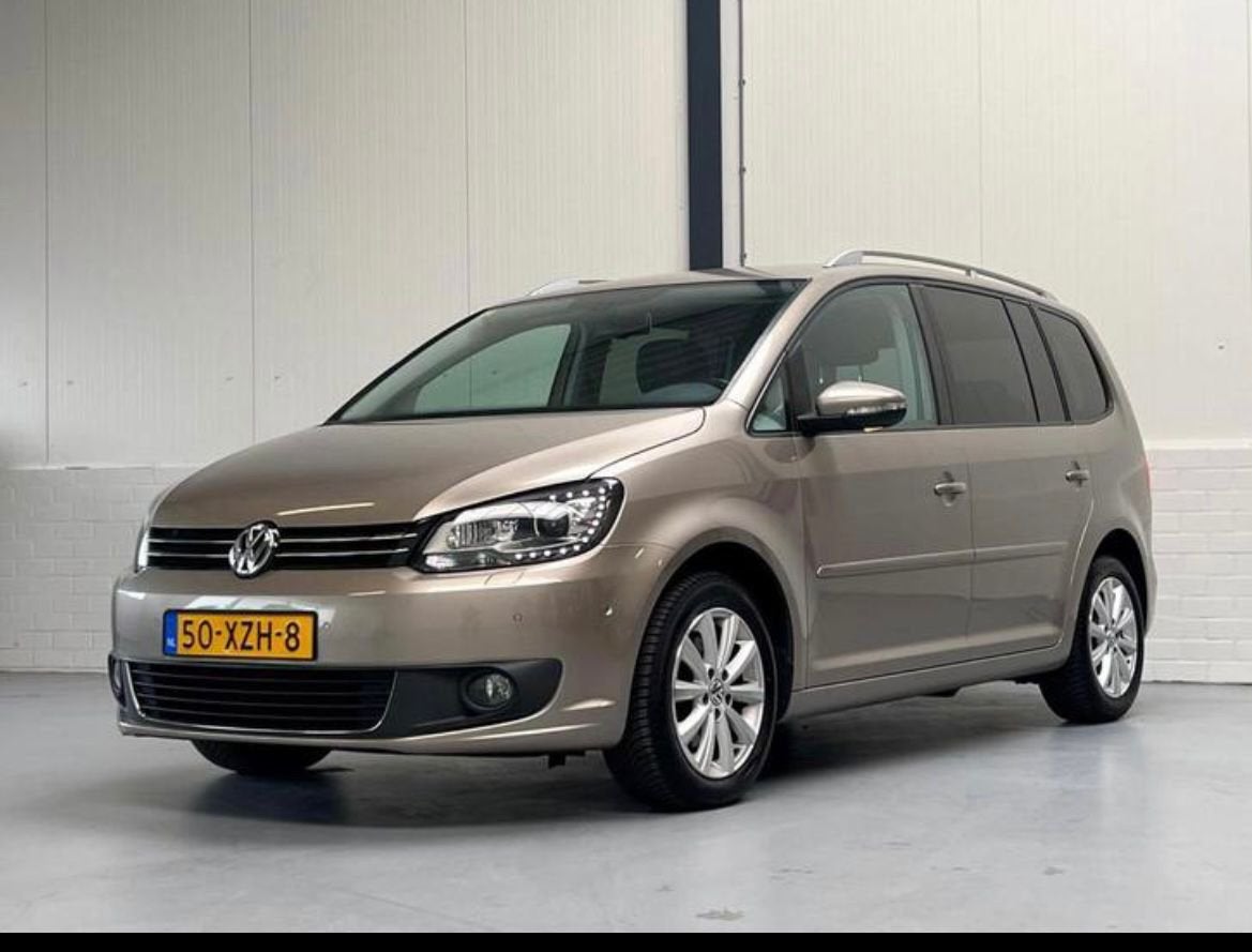 Volkswagen Touran 1.6 tdi xenon, Auto's, 4 cilinders, Beige, Origineel Nederlands, Diesel
