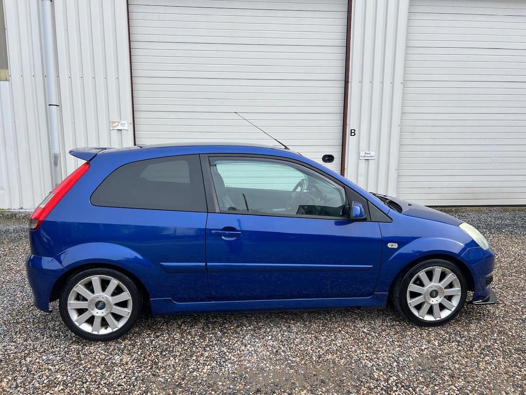 Ford Fiesta 2.0-16V ST LEER.AIRCO.APK.NAP!, Auto's, Ford, Voorwielaandrijving, 1037 kg, Zwart, 4 cilinders