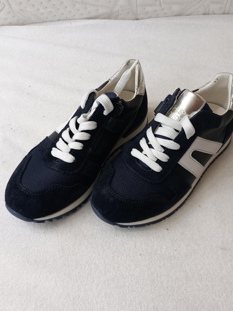 Nieuw Hush Puppies gympen schoenen maat 32 donker blauw, Hush Puppies, Jongen of Meisje, Schoenen, Nieuw