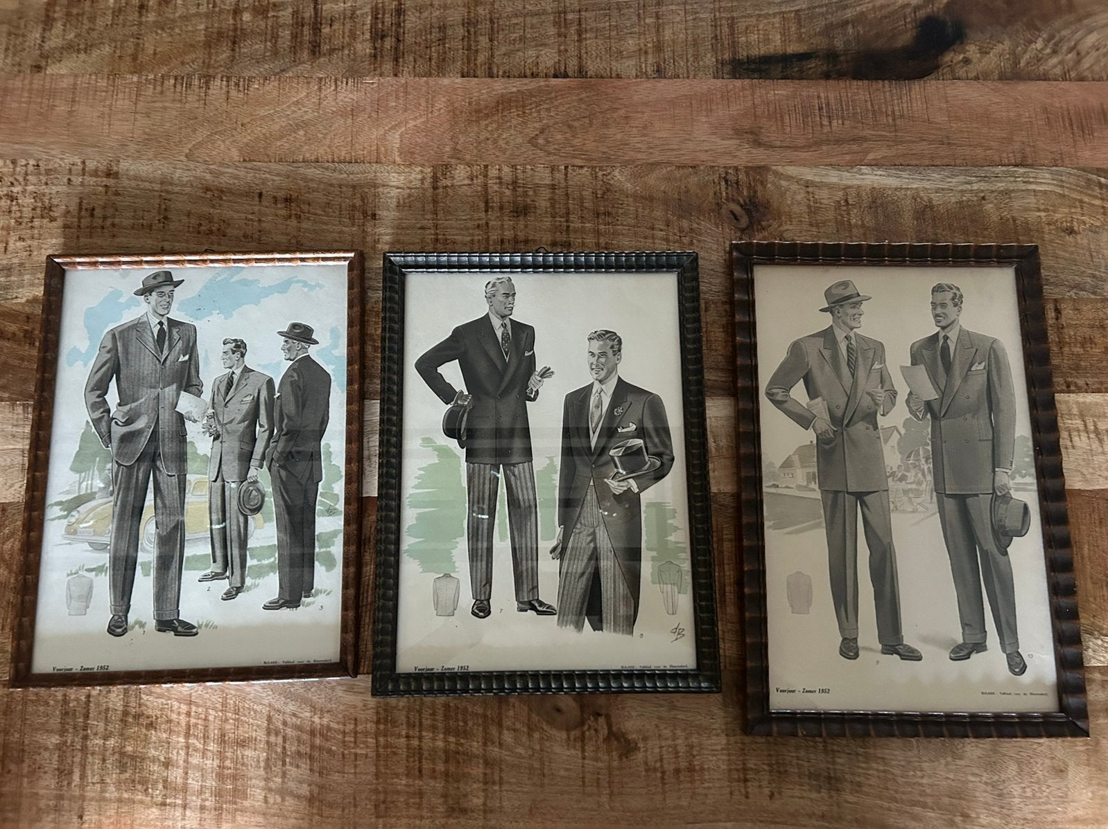 Vintage herenmodeplaten 1952–originele ingelijste set (3st.), Antiek en Kunst, Ophalen of Verzenden, Overige typen, Overige technieken