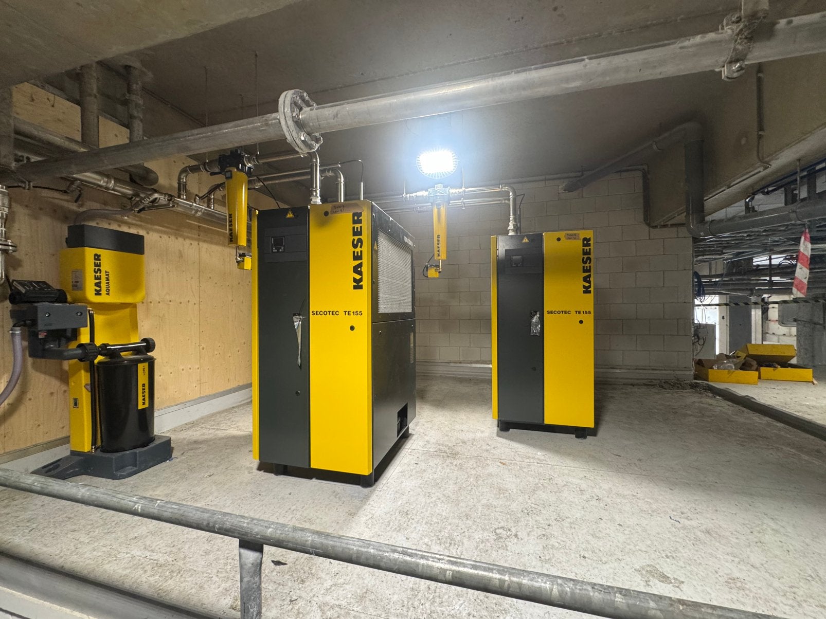compressoren/reparaties/storingen/installatie werk, 100 liter of meer, Ophalen of Verzenden, Nieuw
