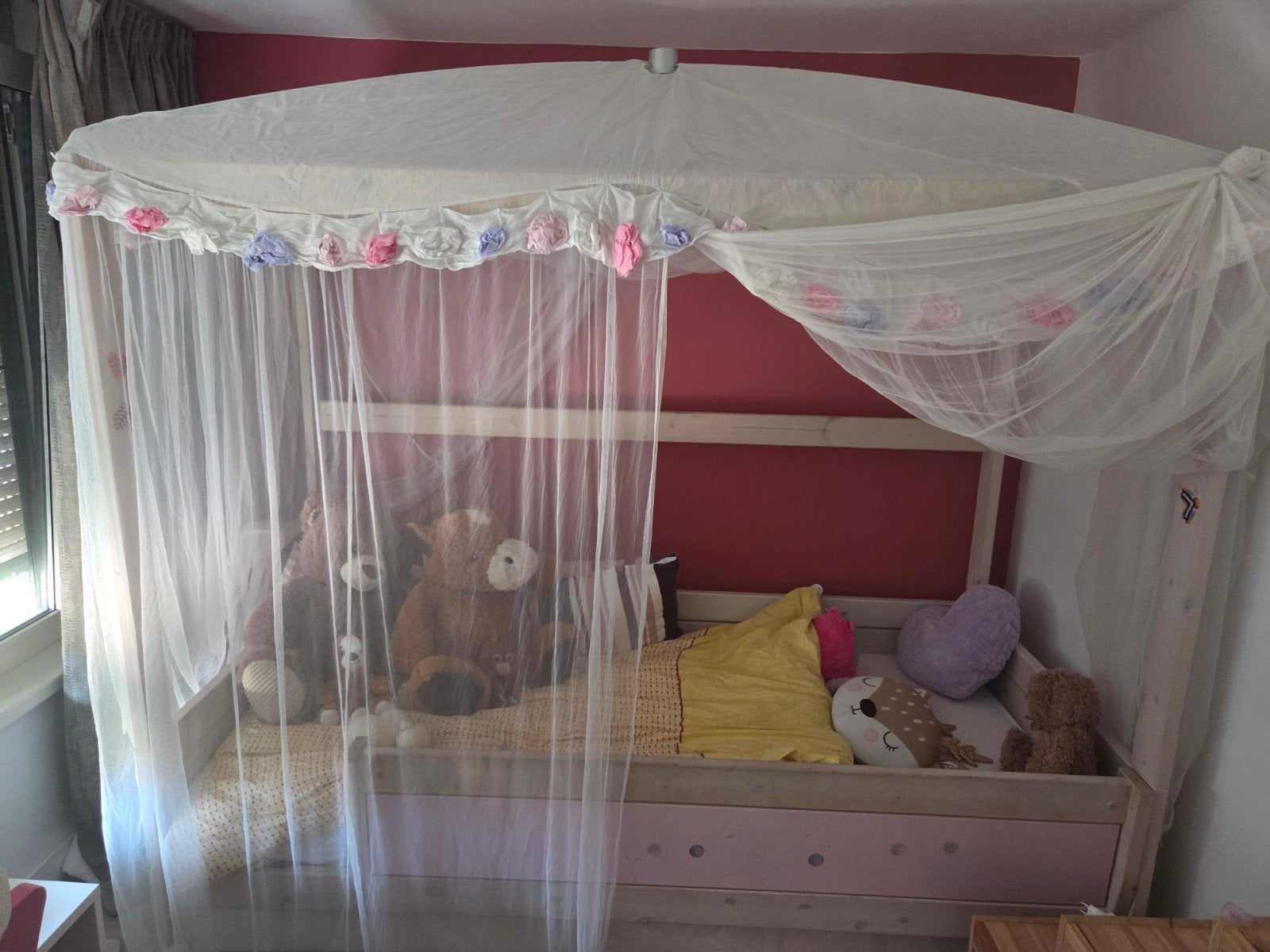 Kinderbed met hemelbedframe en lade, Ophalen, Gebruikt, 90 cm, Kinderlijk en speels